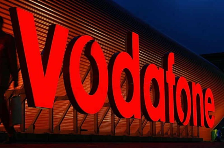 Vodafone agrees to merge with Idea Cellular and becomes India’s largest mobile carrier with 395 million subscribers