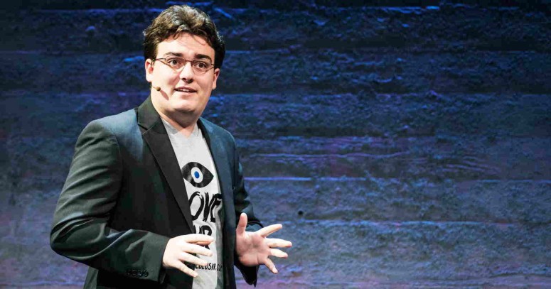 Oculus co-founder Palmer Luckey leaves Facebook