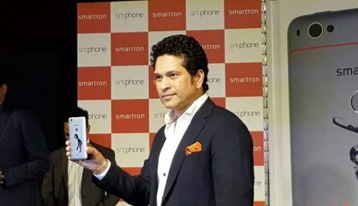 Sachin Tendulkar and Smartron launches the srt.phone in India for Rs 12,999
