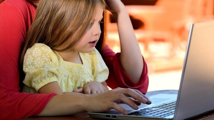 How to Keep Your Children Safe Online How to Keep Your Children Safe Online