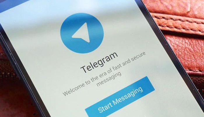 Apple хочет удалить telegram