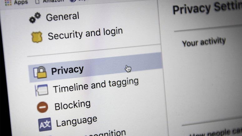 Facebook Privacy UI Segment