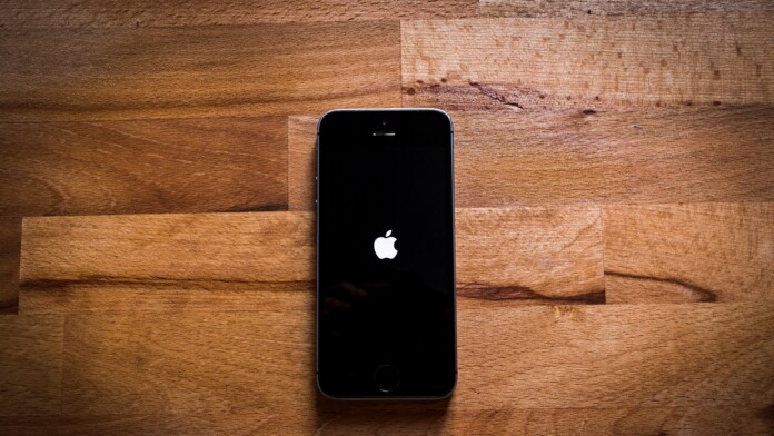 Security Researchers Lockscreen Bypass in Apple iOS 12.1 Security Researchers Lockscreen Bypass in Apple iOS 12.1
