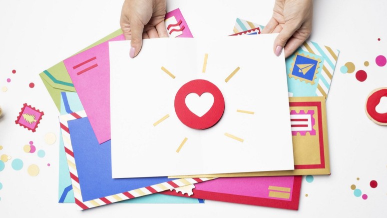 Facebook Adds New Ways to Share Gifting Ideas with Friends and Family