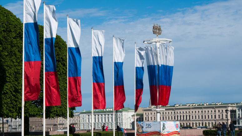 russian_flags