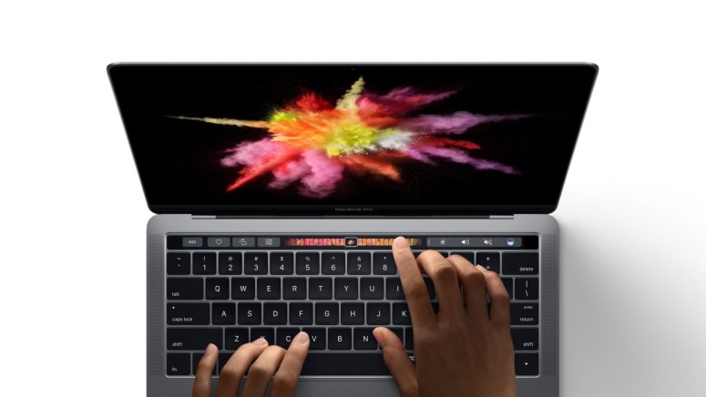 Apple May Have Fixed the “Flexgate” Problem on New MacBook Pros