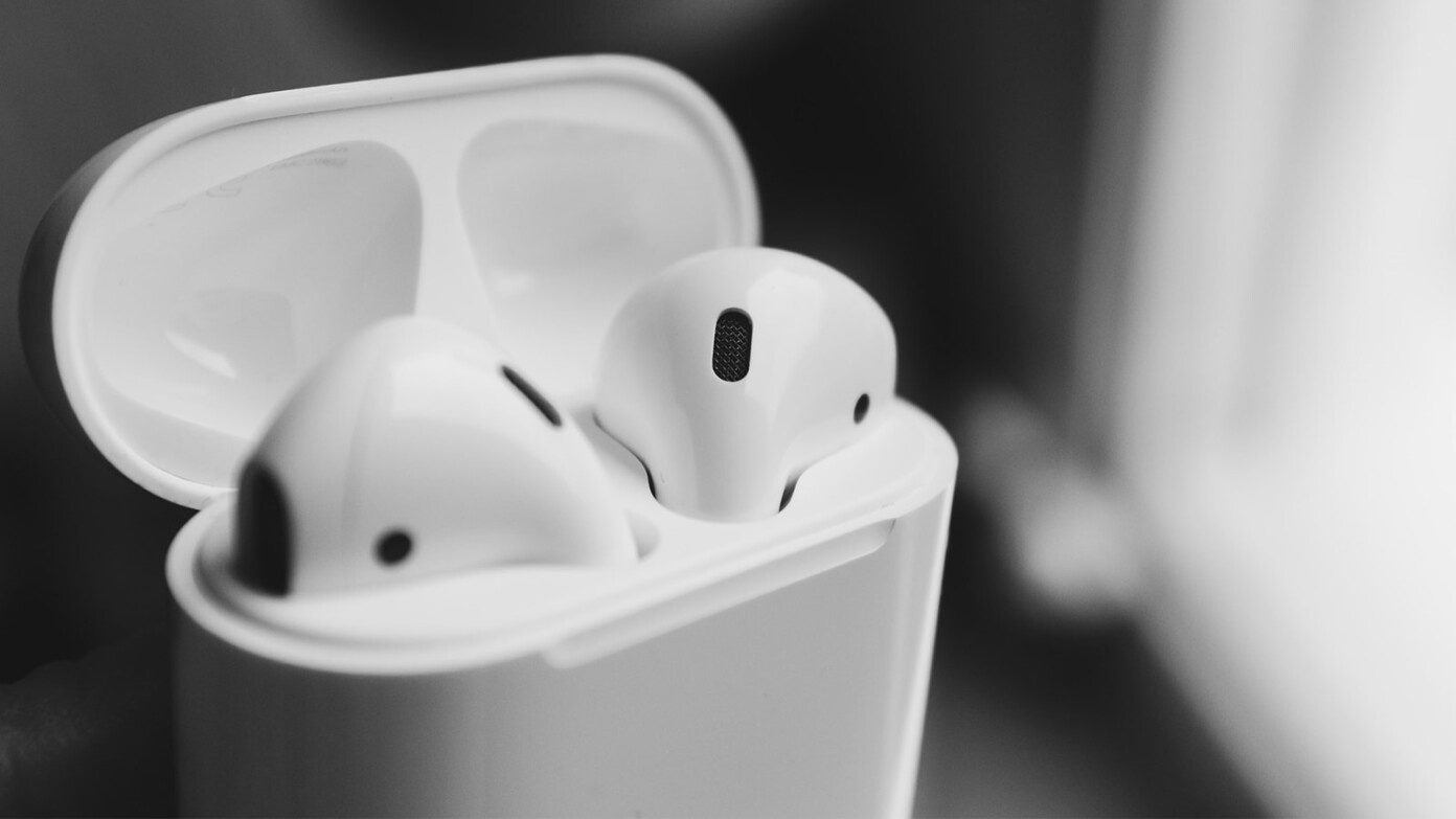 airpod versions airpod versions
