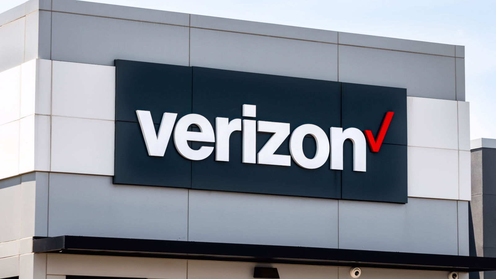 Verizon Introduces “Number Lock” for Protection Against...
