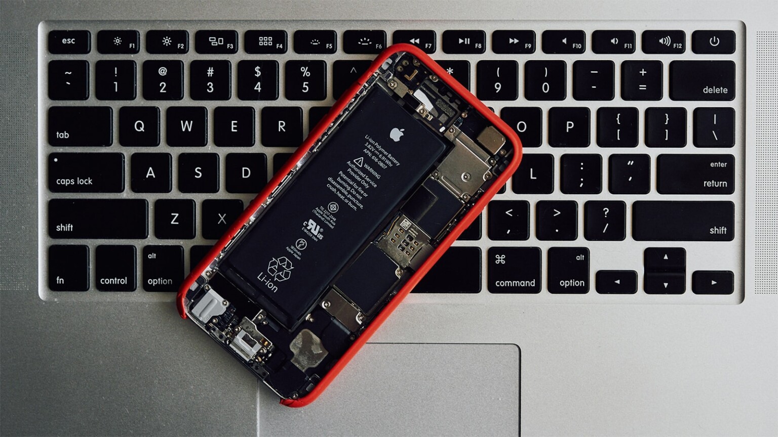 Apple Is Planning To Bump Up Battery Capacity Across The IPhone 13 