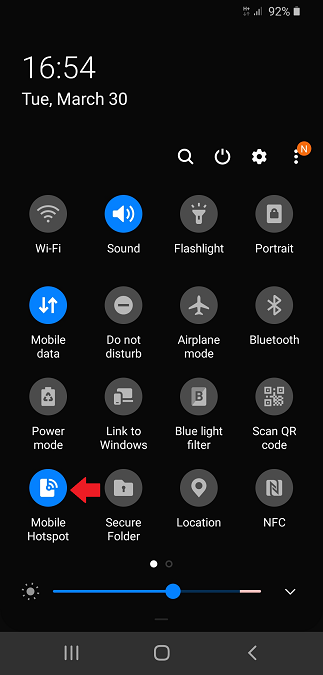 how to turn on mobile hotspot on Android
