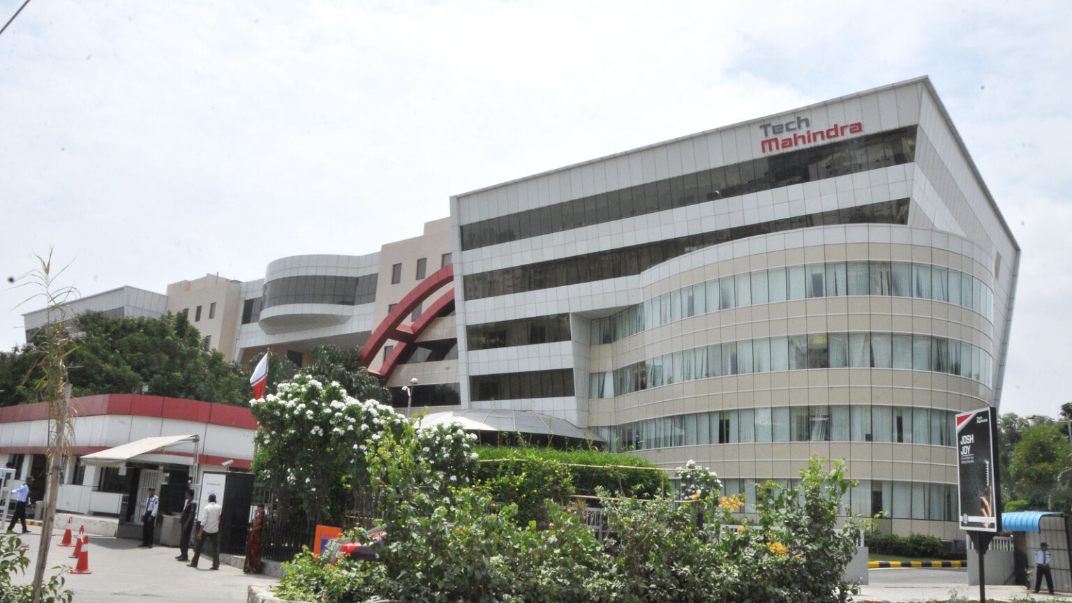 tech-mahindra-attacked-by-ransomware-actors-but-client-won-t-pay-a-dime-technadu