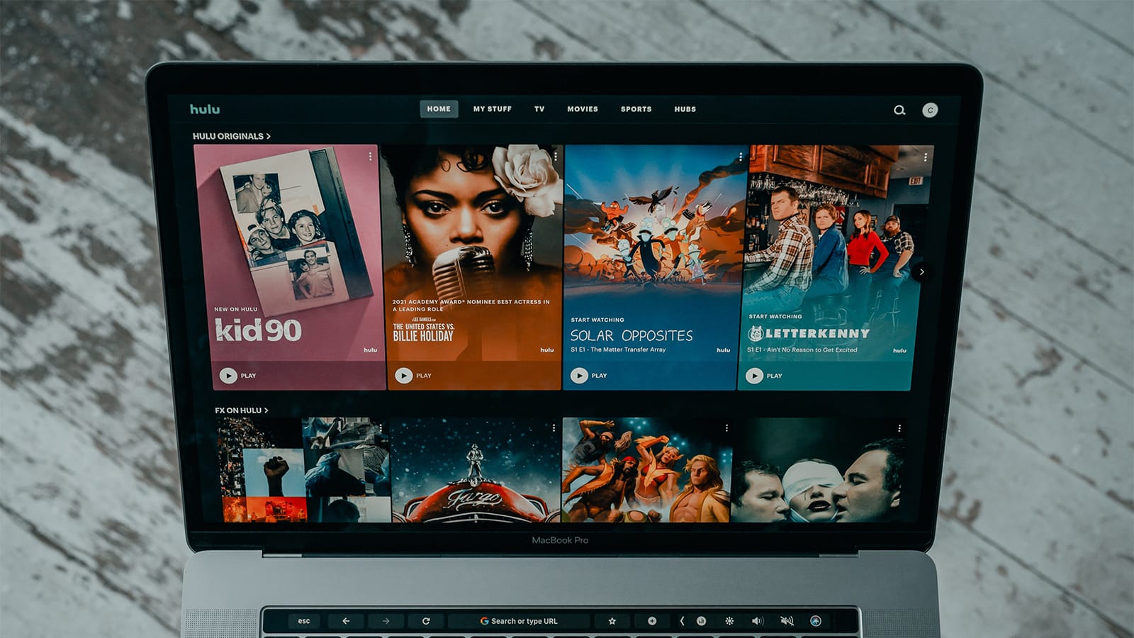 how to get hulu on macbook pro