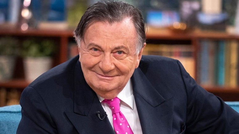 barry humphries the last laugh