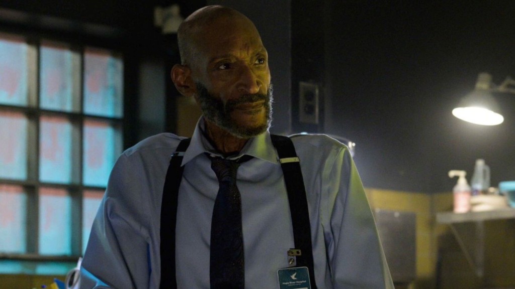Tony Todd in Final Destination Bloodlines