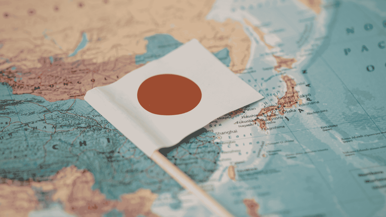 Japan Social Media Age Restrictions Move Toward Reform
